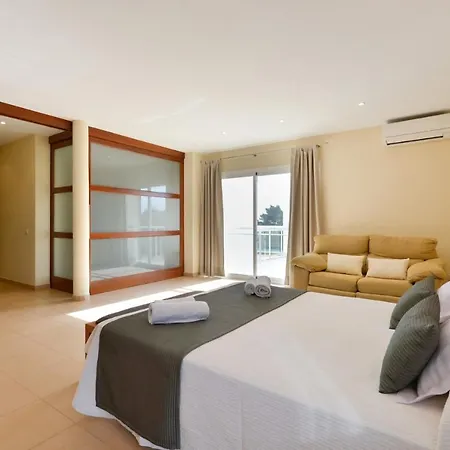 Guasch Villa *